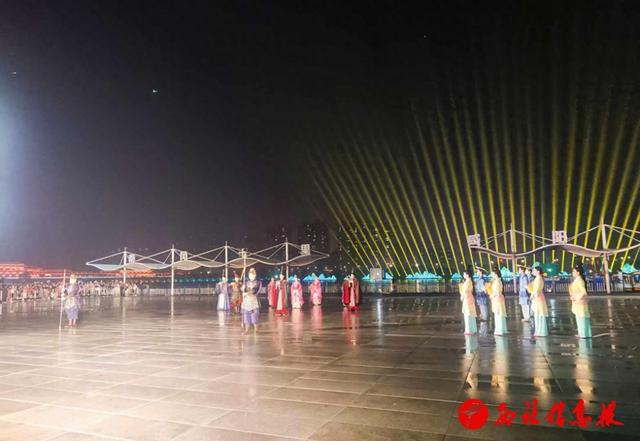 米乐M6：秦时明月梦回咸阳数字科技融合光影艺术燃爆咸阳“夜经济”