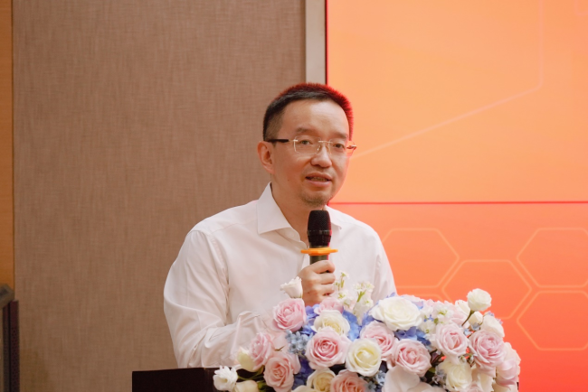 美年健康集团与教育部视觉系统疾病医药基础研究创新中心、上海交通大学公共卫生学院达成科研合作(图2)