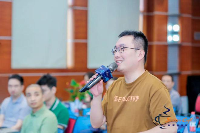 米乐M6网页版：数字技术赋能新能源行业“科学咖啡馆”内共话新质生产力下的能源变革之路(图10)