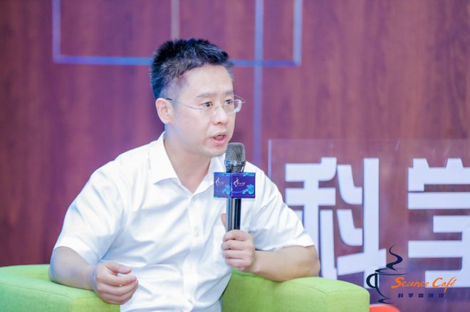 米乐M6网页版：数字技术赋能新能源行业“科学咖啡馆”内共话新质生产力下的能源变革之路(图9)