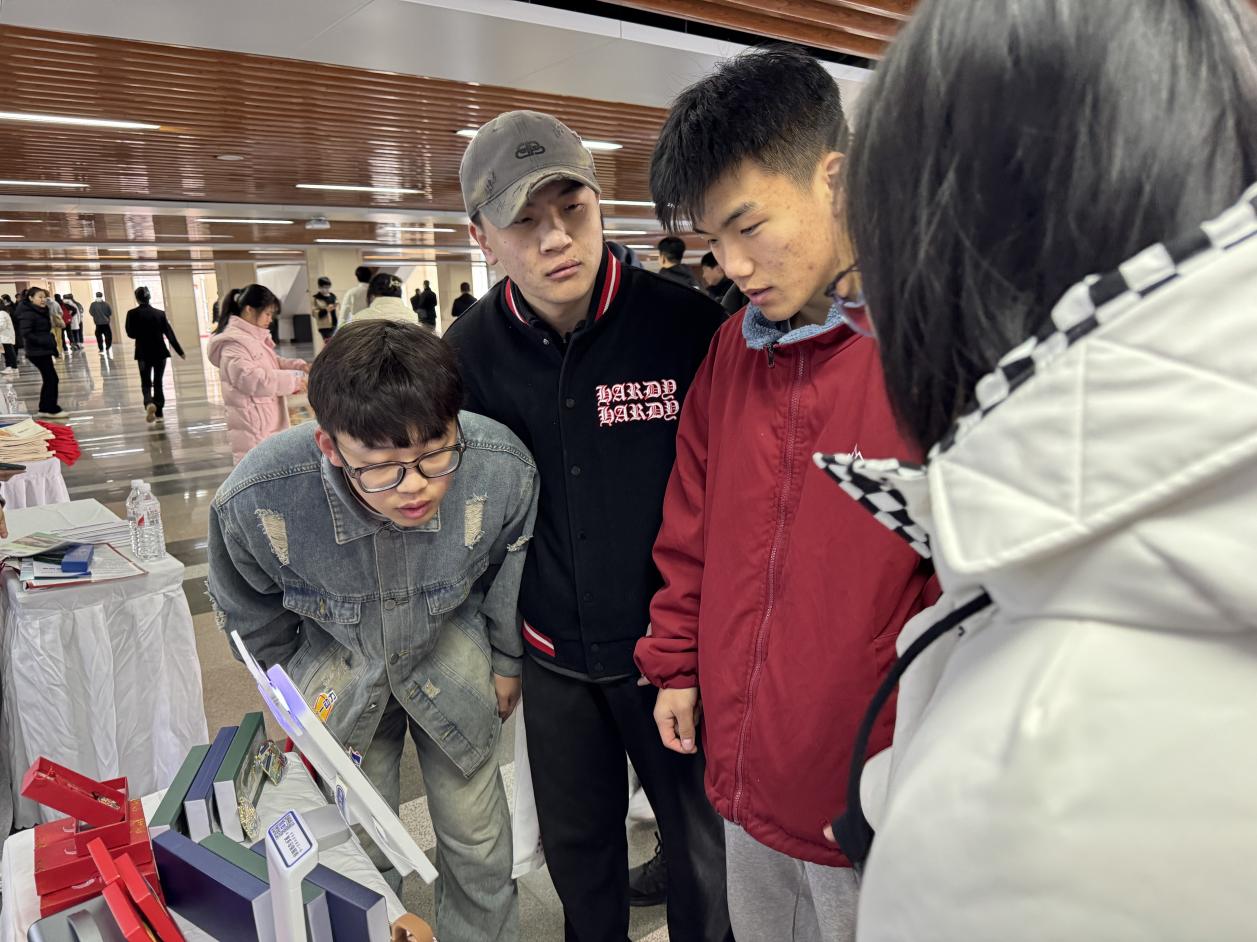 振兴有你・就有未来｜30000余个就业岗位！辽宁省启动高校毕业生留辽来辽就业促进行动(图4)