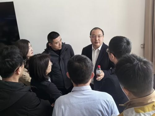 米乐M6：云生集团创始人李贤威为行业人才培训班授课分享HR智能体及云生AI数智化实践(图7)