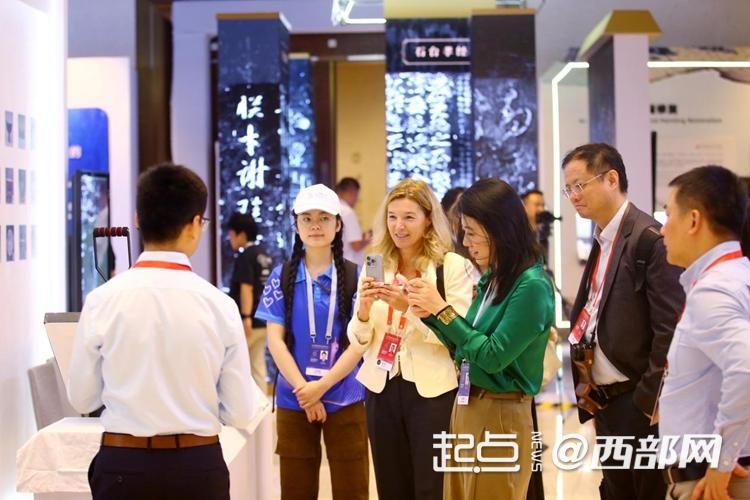 米乐M6网页版：组图｜数字之光、穿越千年世界互联网大会文化遗产数字化精品展开展(图2)