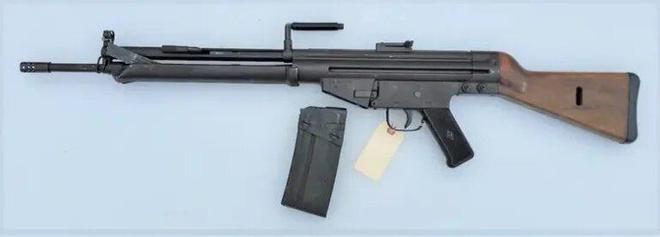 突击步枪（SturmgewehrStG44）——所有突击步枪之父(图16)
