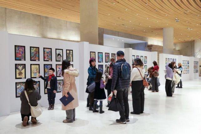 米乐M6：第七届“DreamtheWorld”国际儿童画展巴黎卢浮宫卡鲁塞尔举办(图6)