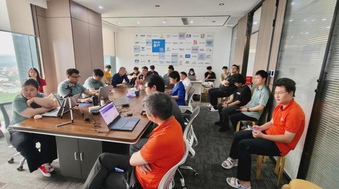 同鑫训战大学丨全员学习AI让AI融入eHR产品与服务