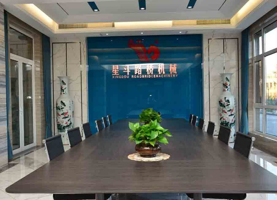 2026河北混凝土摊铺机实力厂商深度测评：五大品牌谁主沉浮？