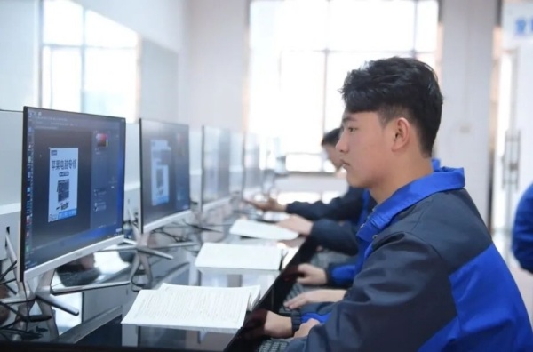 重磅签约！合肥中科信息工程学校携手育轩科技共建阿里巴巴数字贸易产业学院(图3)